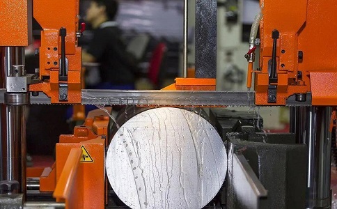 周矶办事处立式金属带锯床切削出现跑带故障解决方法! 周矶办事处立式金属带锯床切削出现跑带故障解决方法!